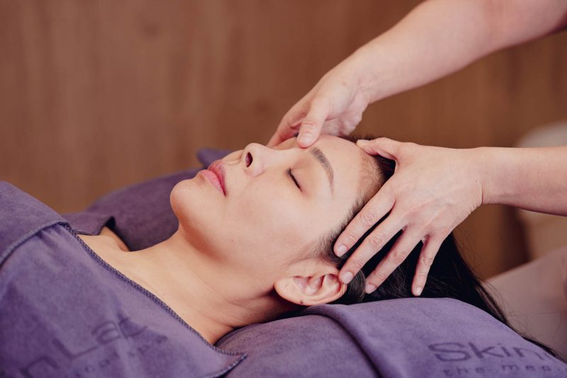 Forehead massage during an Aqua Peel facial