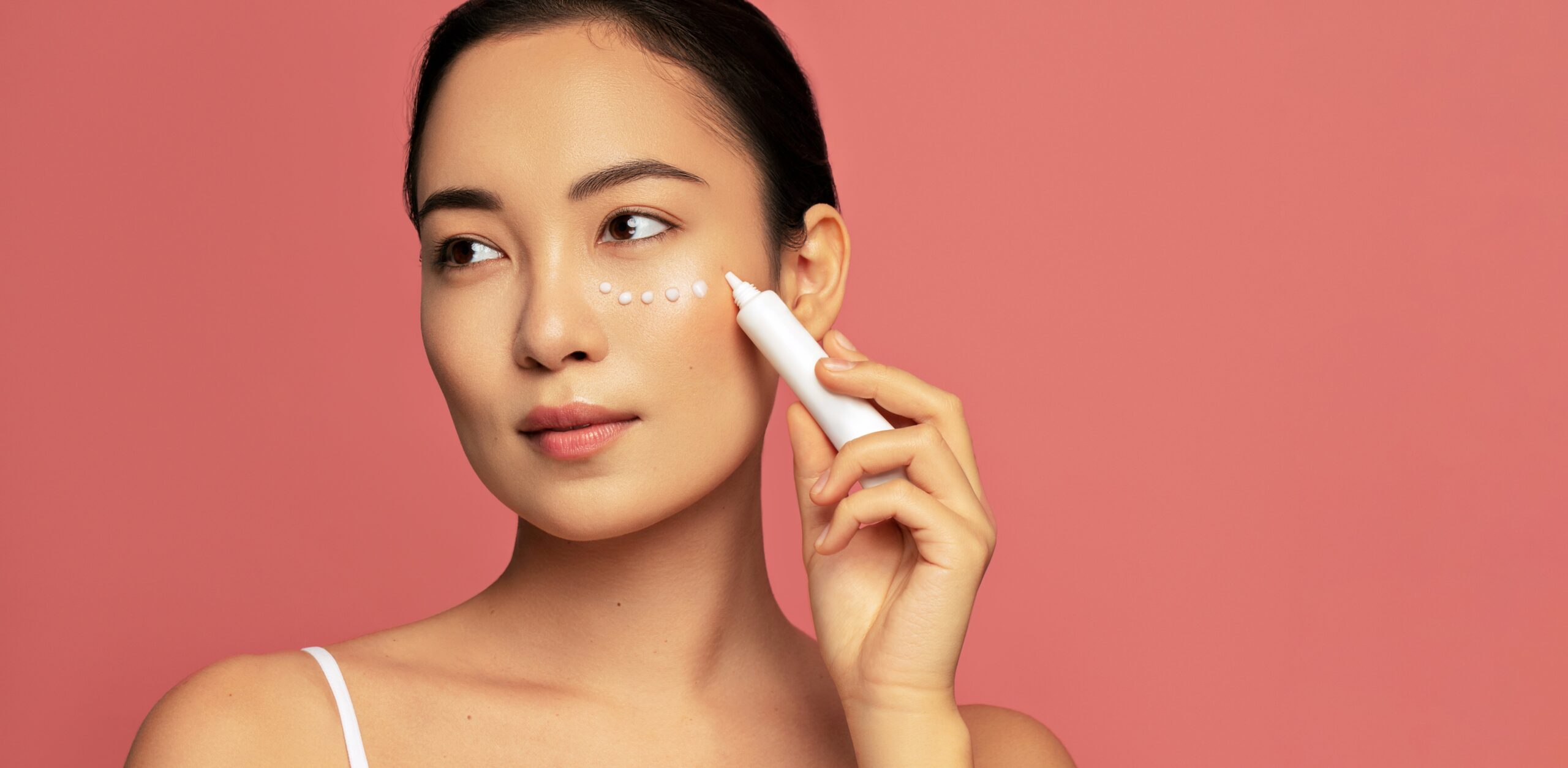 10 remarkable ways moisturising helps with skin health