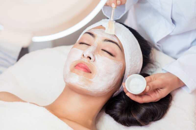 Unbelievable Myths About Anti-Ageing Facials That Need to Go
