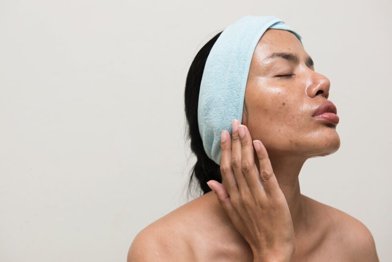 Biggest Mistakes People with Oily Skin Make